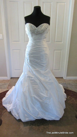 100% Authentic Maggie Sottero Aimee V7136 Wedding Dress