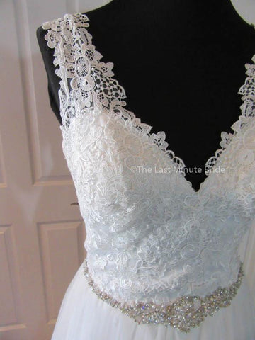 Allure Bridals 9205 Size 6