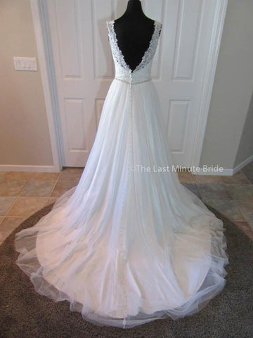 Allure Bridals 9205 Size 6