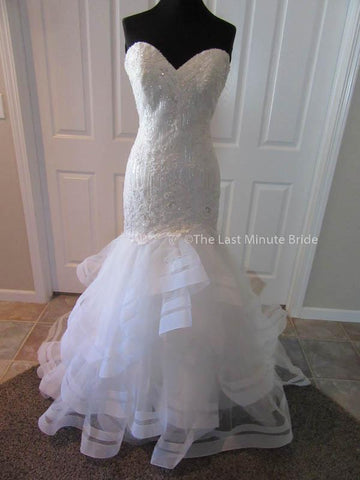 100% Authentic Allure 9364 wedding dress from The Last Minute Bride.