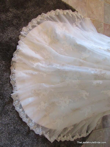 Color Pearl Wedding Dress