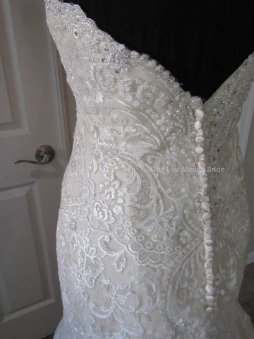 44.0 Hips Wedding Dress