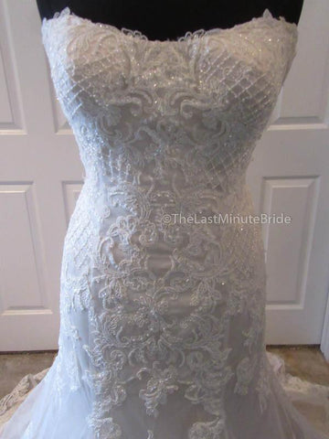  53.5 Hips Wedding  Dress