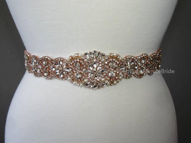 https://thelastminutebride.com/cdn/shop/products/TheLastMinuteBride.com_Rose_Gold_Bridal_Belt_Style_Miami_-_17_inches_Off_White_Ribbon_IMG_5426.jpg?v=1544794391