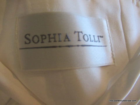 Sophia Tolli Y21246 Jillian