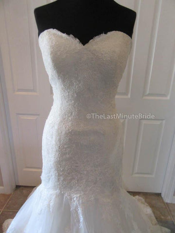 Sweetheart (Strapless) Neckline Wedding Dress