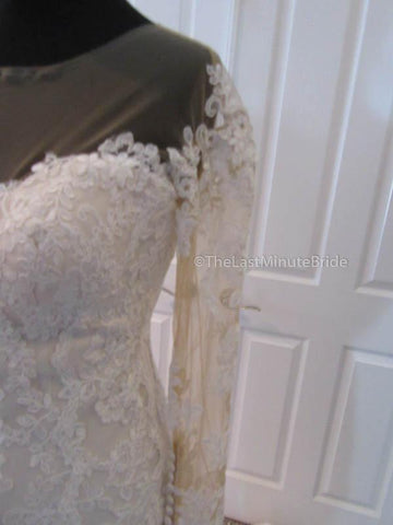 Neckline off the shoulder Wedding Dress