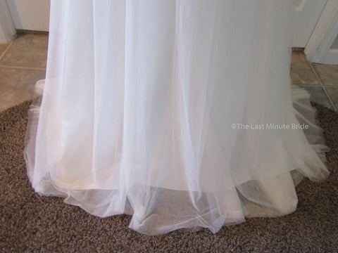  New (Un-Altered) Condition Wedding Dress
