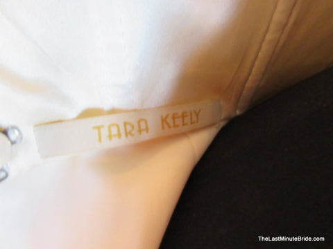 Tara Keely 2400