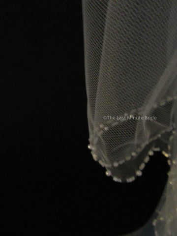Bridal Veil: LCV2121 WH