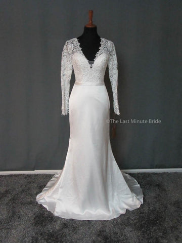 100% Authentic Demetrios 625 Wedding Dress 