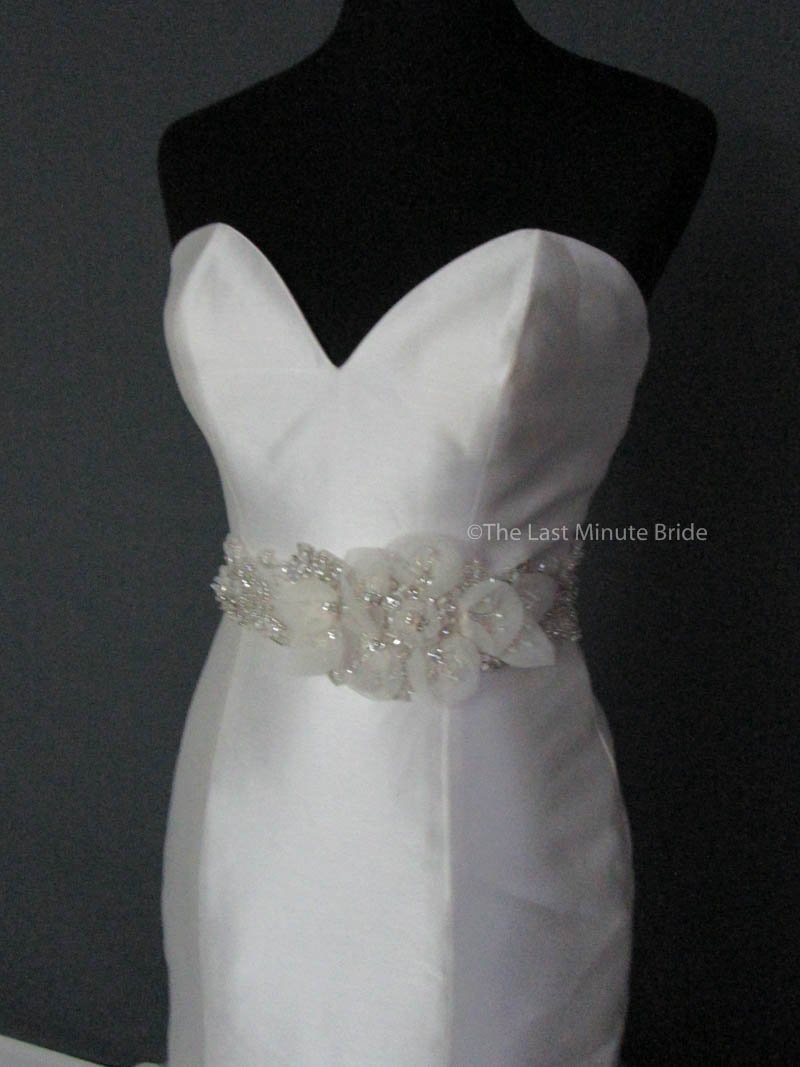 Allure Bridals 9416 - The Last Minute Bride display picture 2