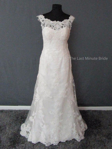 100% Authentic Casablanca Bridal Gown Style 2004