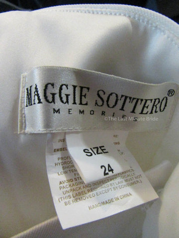 Maggie Sottero Lacey Marie 5MZ134FW size 24