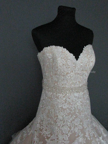 39.5 Bust Wedding Dress