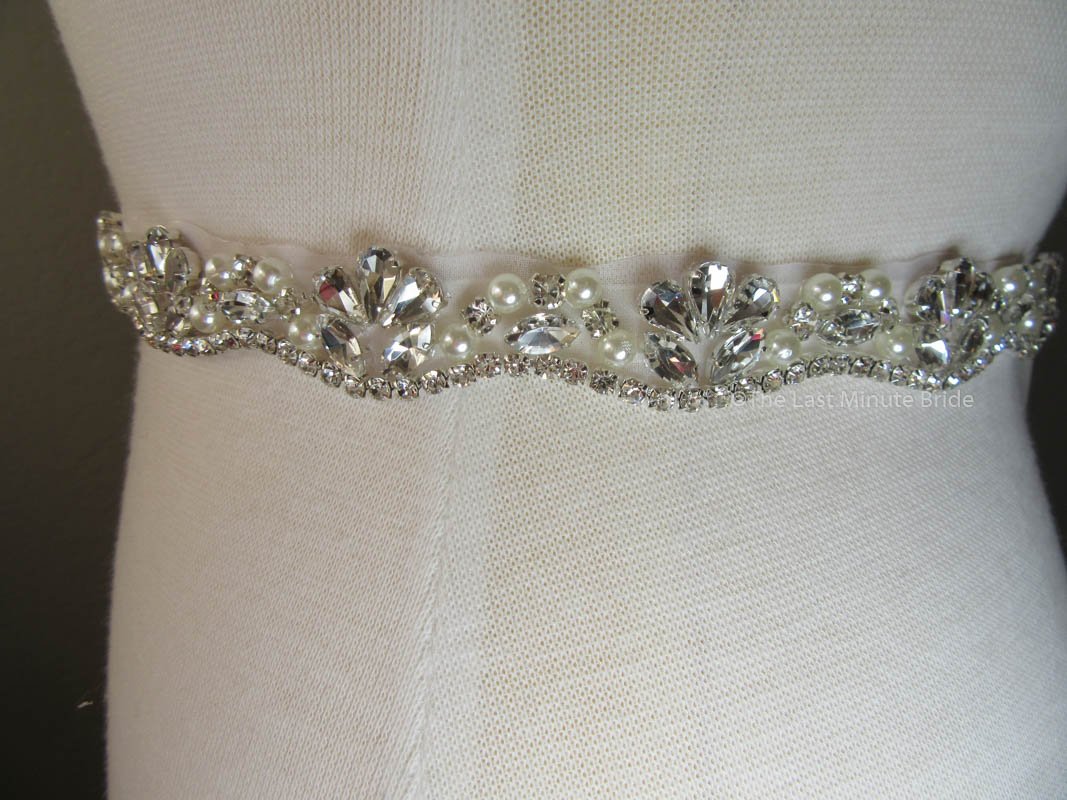 Rhinestone Bling Bridal Belt Style: Dallas Silver - The Last Minute Bride Rhinestone Bling Bridal Belt Style: Dallas Silver - The Last Minute Bride